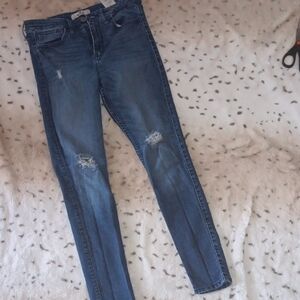 Hollister Women's Distressed Blue Jeans